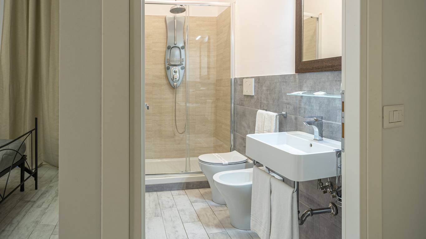 Juno-Baldassini-suite-luxury-guesthouse-pantheon-roma-habitación-baño-5027