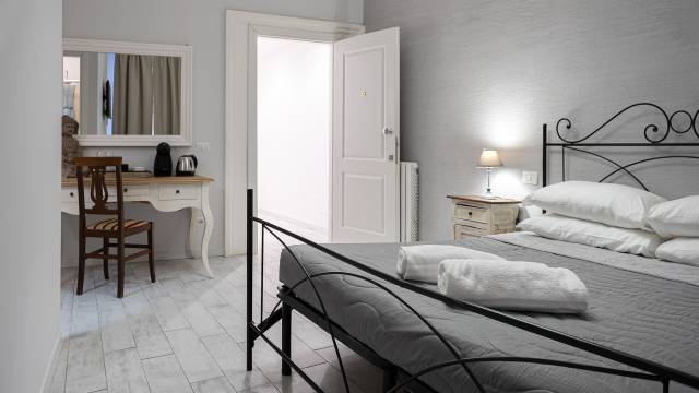 Juno-Baldassini-suite-luxury-guesthouse-pantheon-rome-chambre-5024